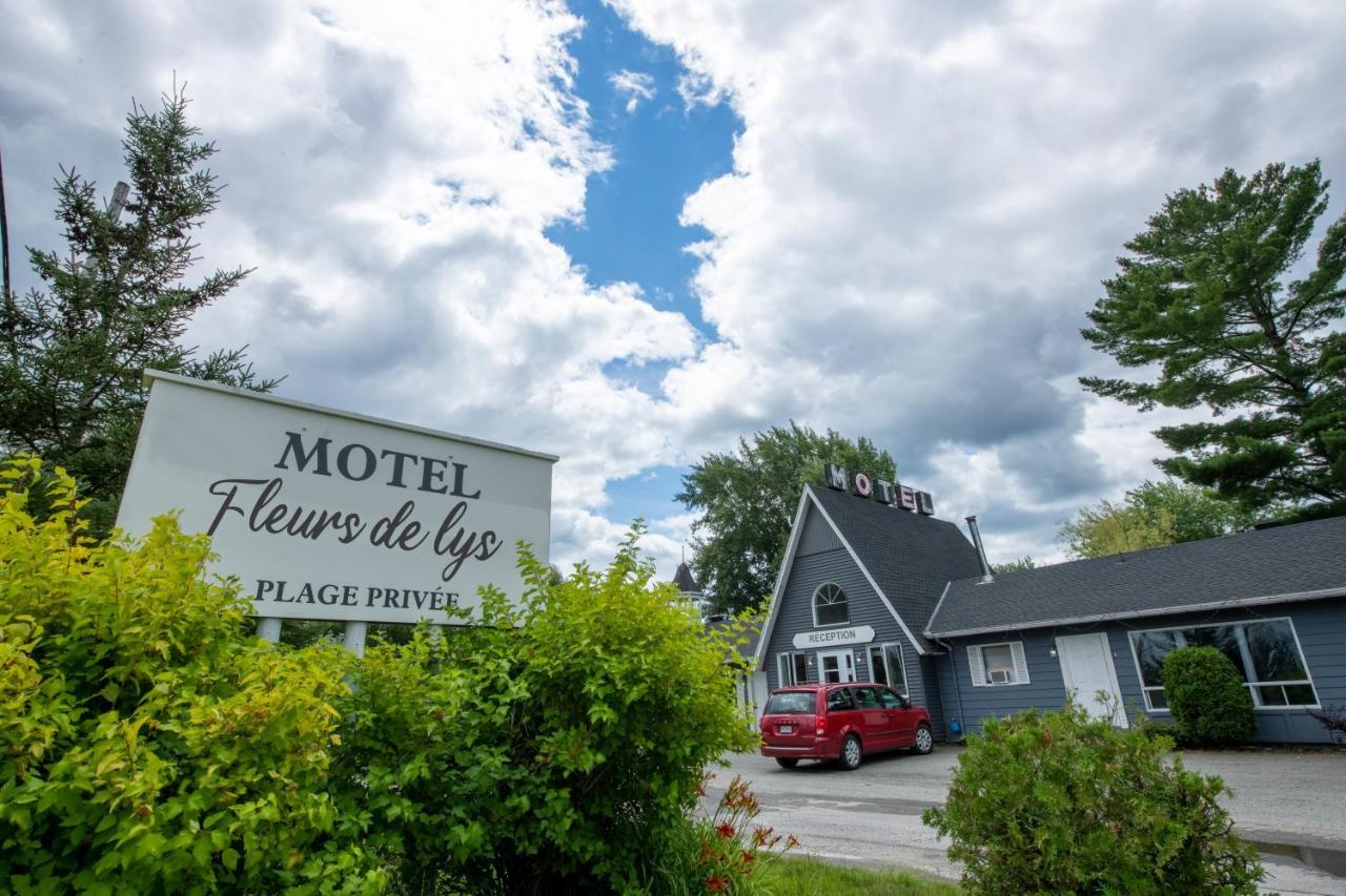 Motel Fleur De Lys Magog Esterno foto