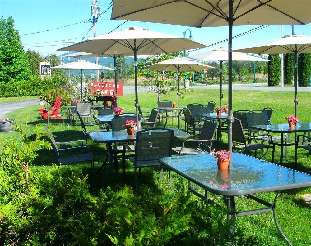 Motel Fleur De Lys Magog Esterno foto