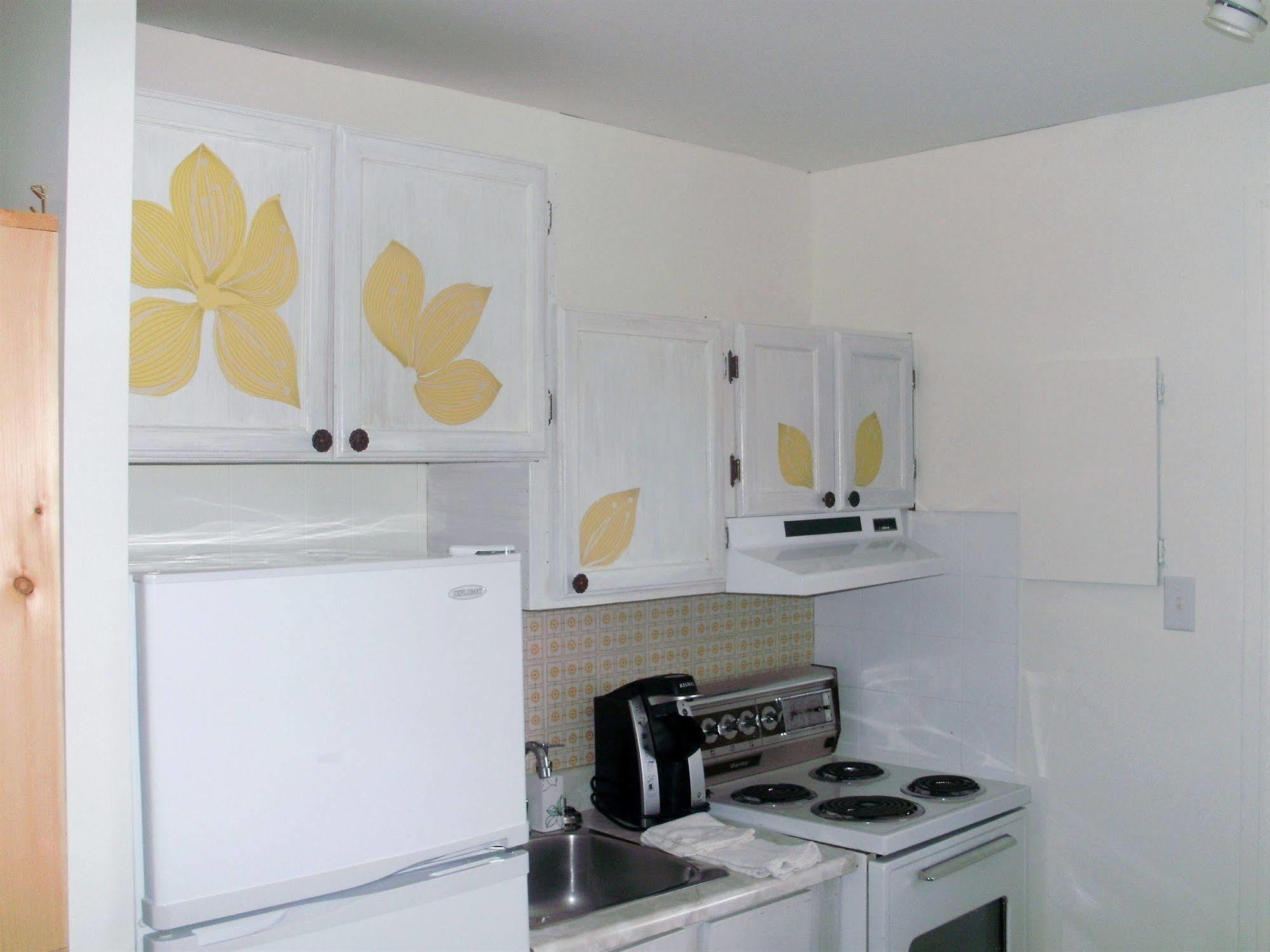 Motel Fleur De Lys Magog Esterno foto